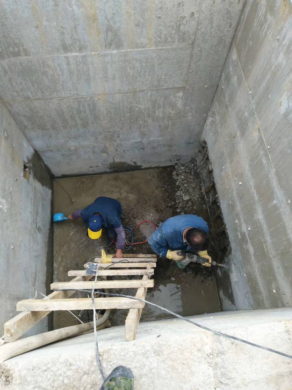 沧州运河区水池堵漏